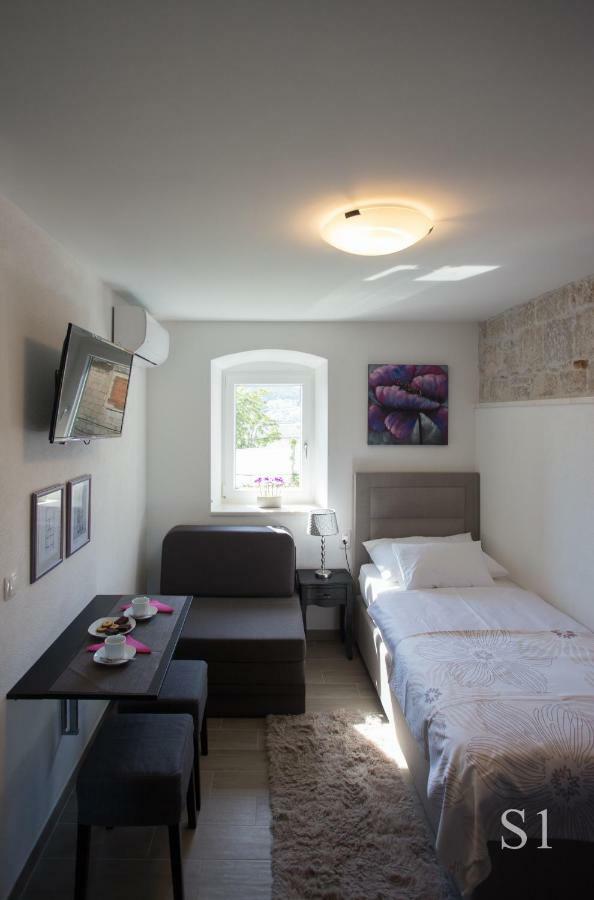 Morus Alba Apartamento Split Exterior foto
